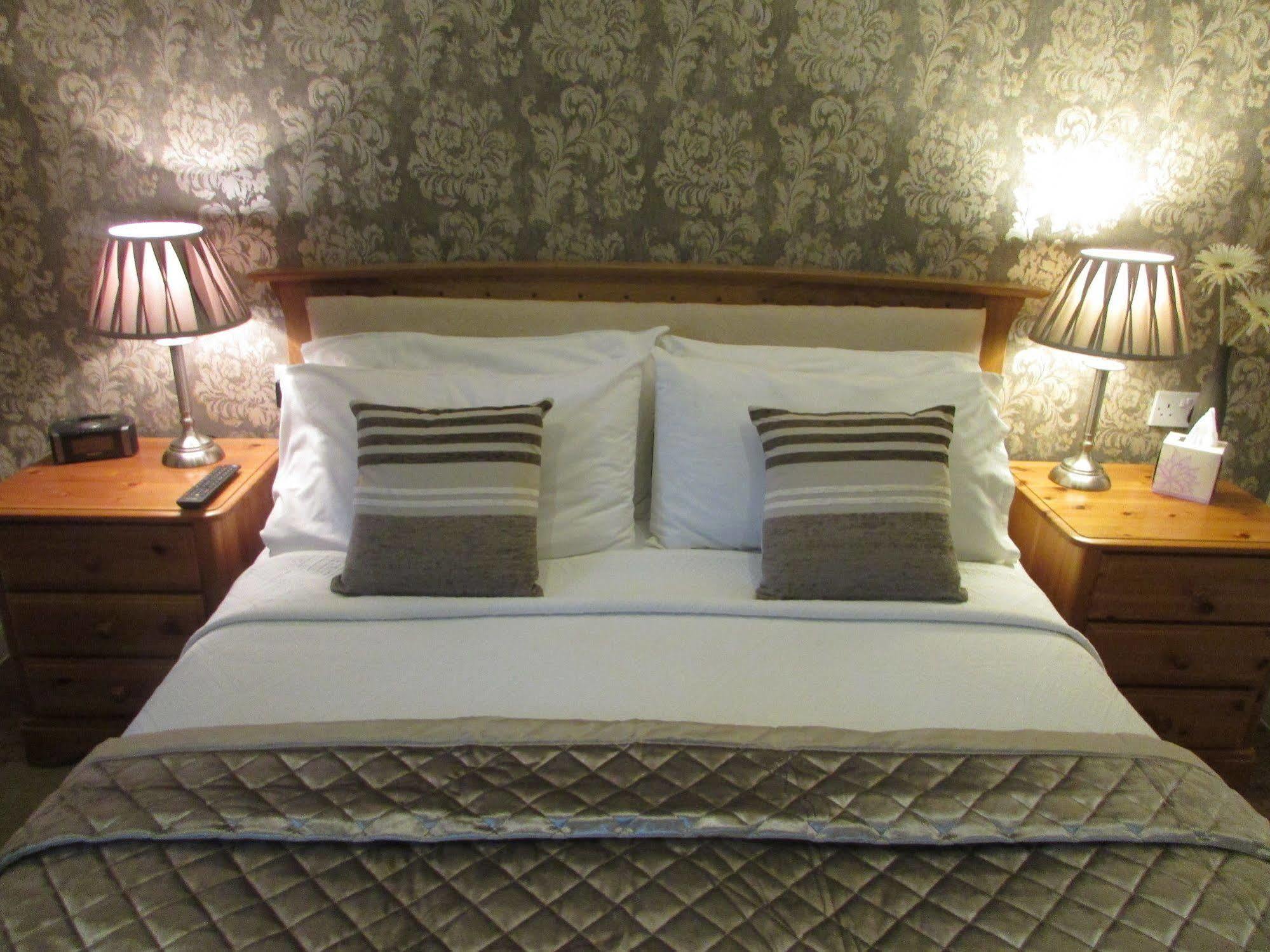 Bed and Breakfast Decoy Barn Fritton Экстерьер фото