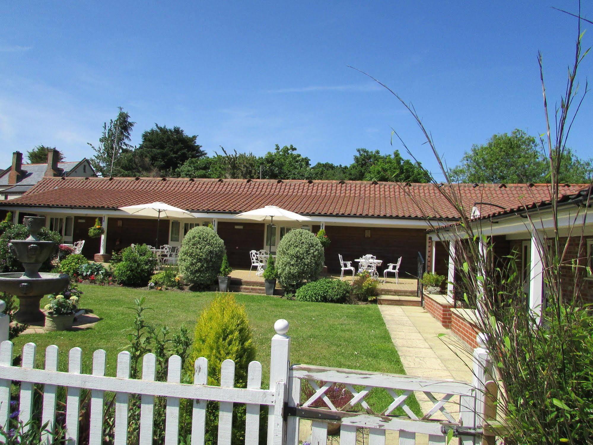Bed and Breakfast Decoy Barn Fritton Экстерьер фото